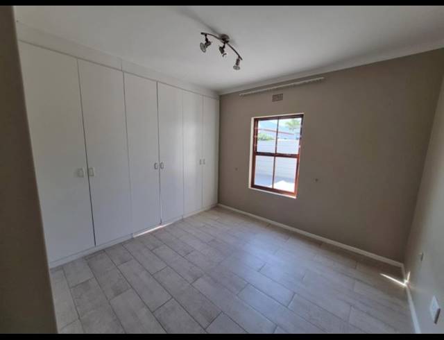 3 BEDROOM HOUSE TO LET IN WEST BEACH